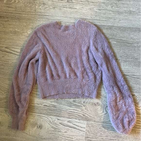 Sunday Best Kitten Sweater. Size S. Excellent condition. Lavender colour. - Picture 3 of 3